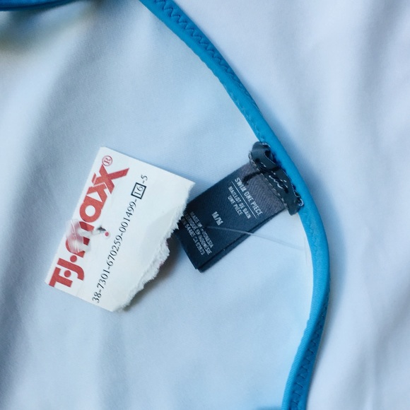 AMERICAN EAGLE White One Piece Swimsuit MEDIUM NEW - Picture 2 of 3